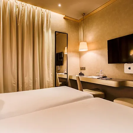 Armoni Hotel