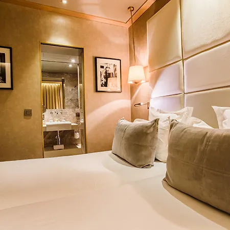Armoni Hotel 4*